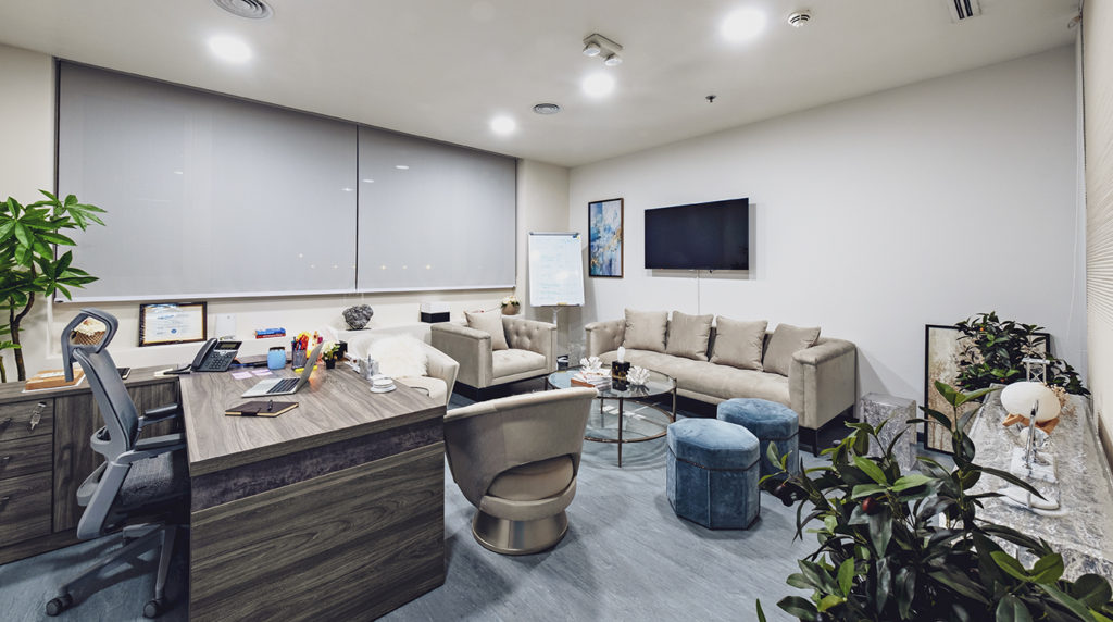 Customized Office